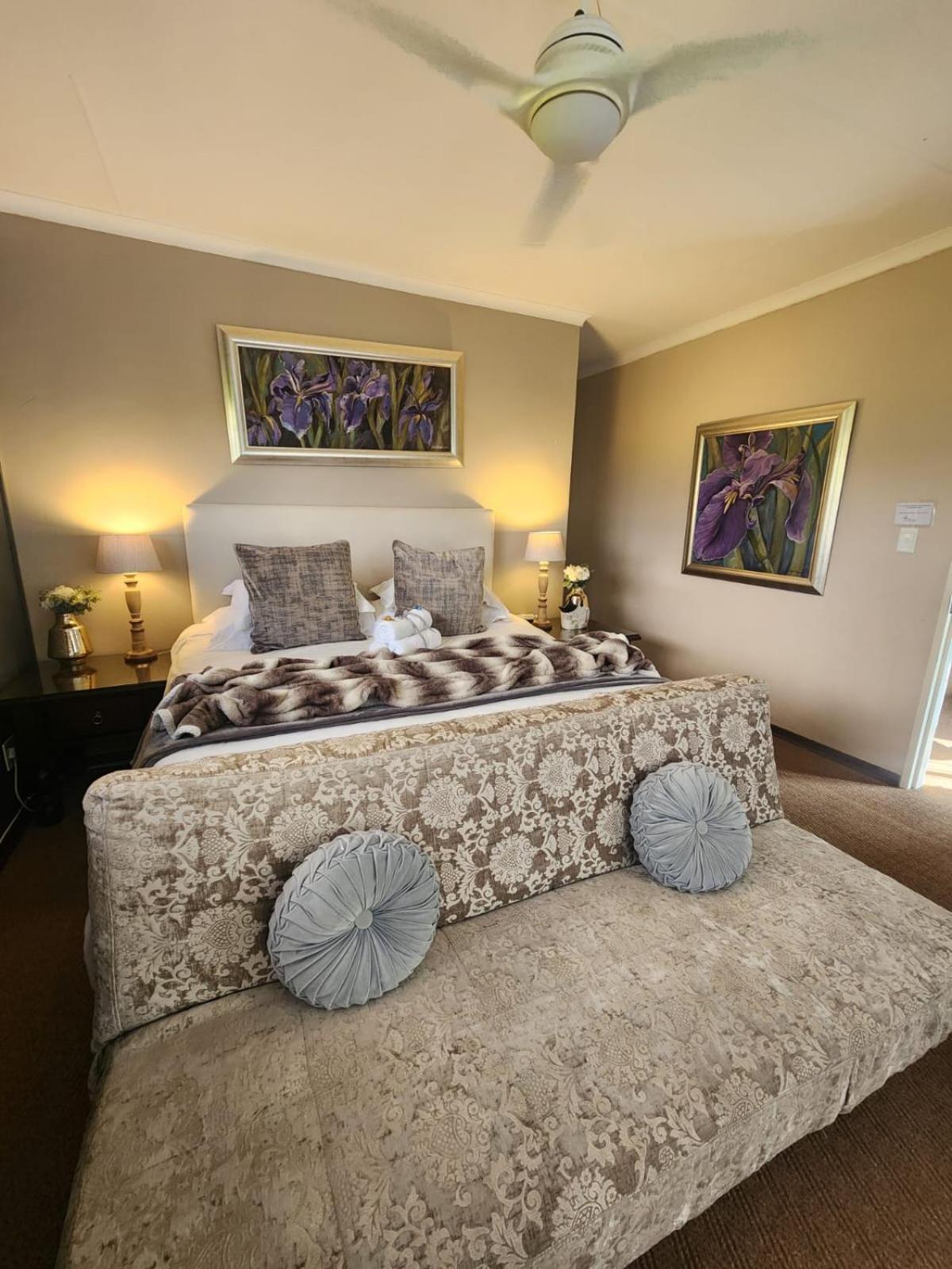 Hillton Manor Guest House Richards Bay Exterior foto